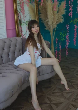 Аня